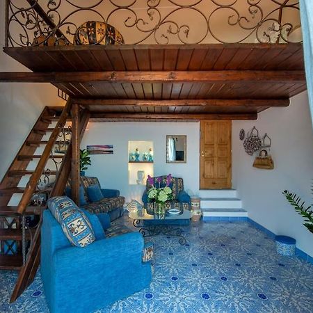 Appartement Domus Ursula à Praiano Extérieur photo