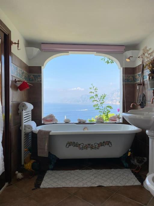 Appartement Domus Ursula à Praiano Extérieur photo