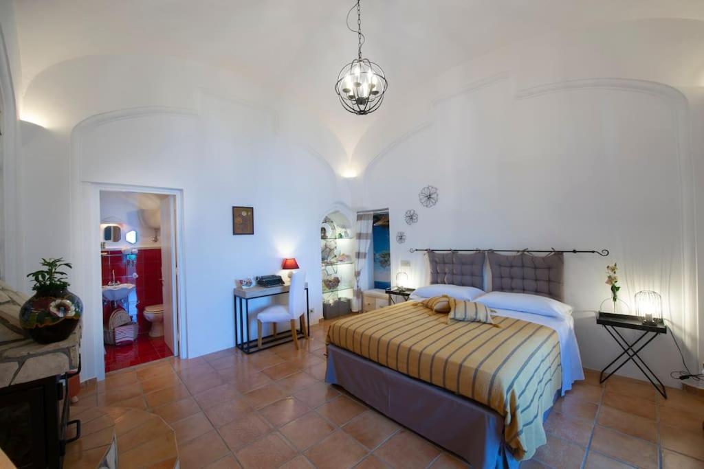 Appartement Domus Ursula à Praiano Extérieur photo
