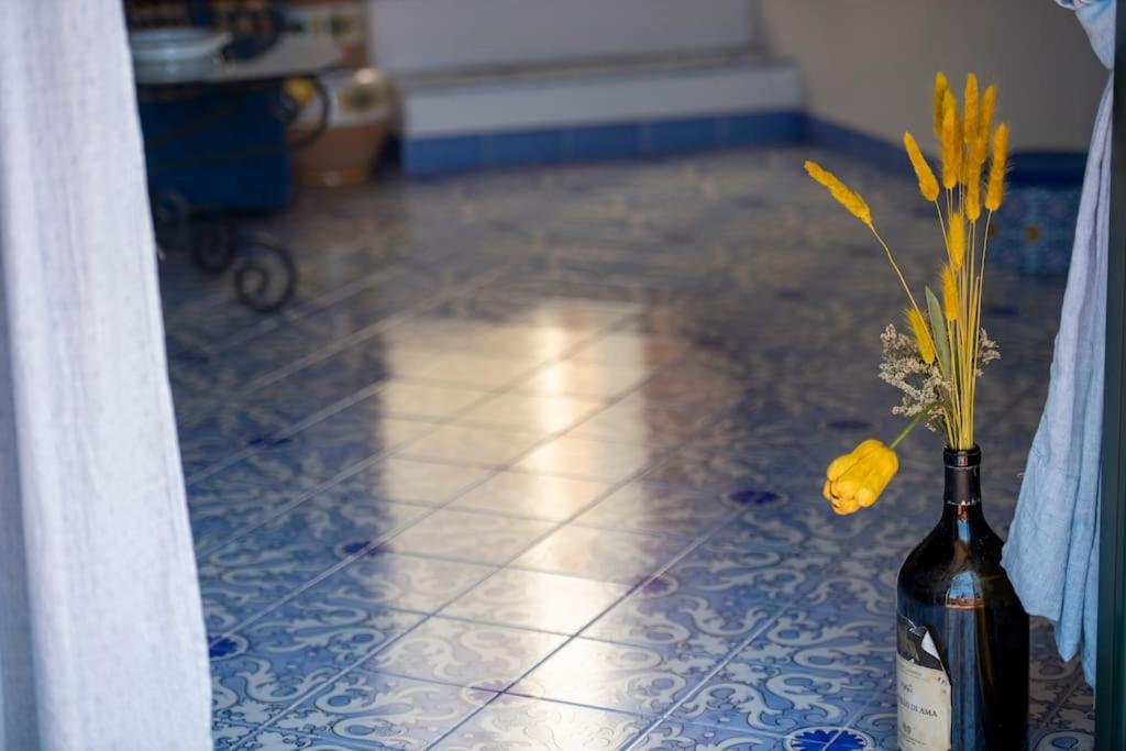 Appartement Domus Ursula à Praiano Extérieur photo
